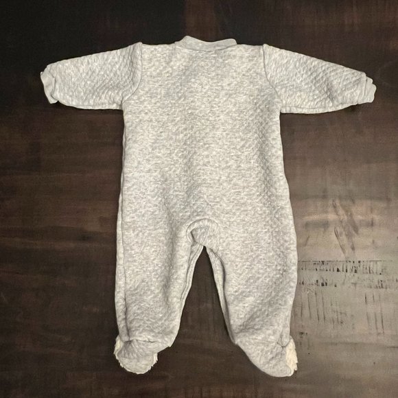 Set of 2 Baby Onesies - Baby Gap & Chick Pea - 6-12 Months - Picture 4 of 4